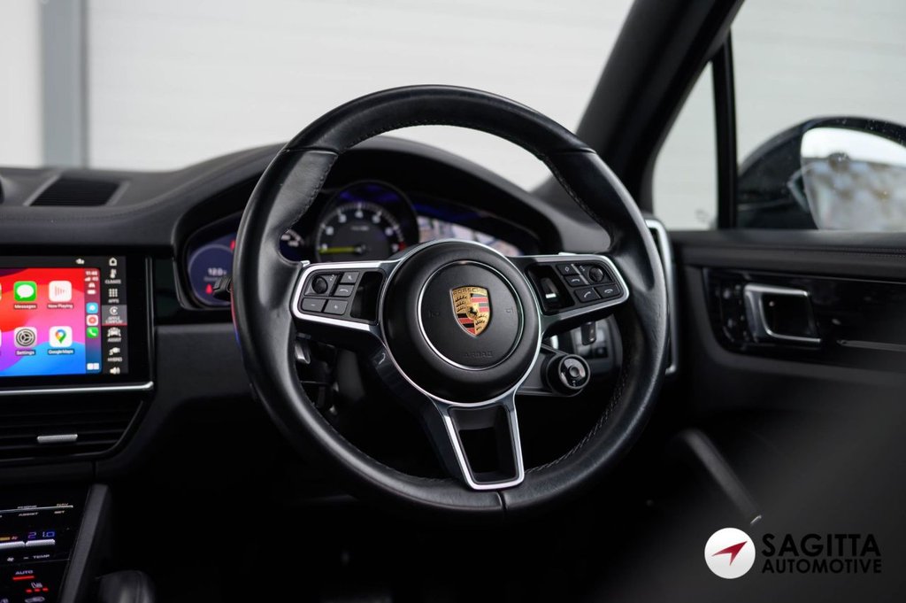 Used Porsche Cayenne 2021 for sale - 76454036: Photo 31