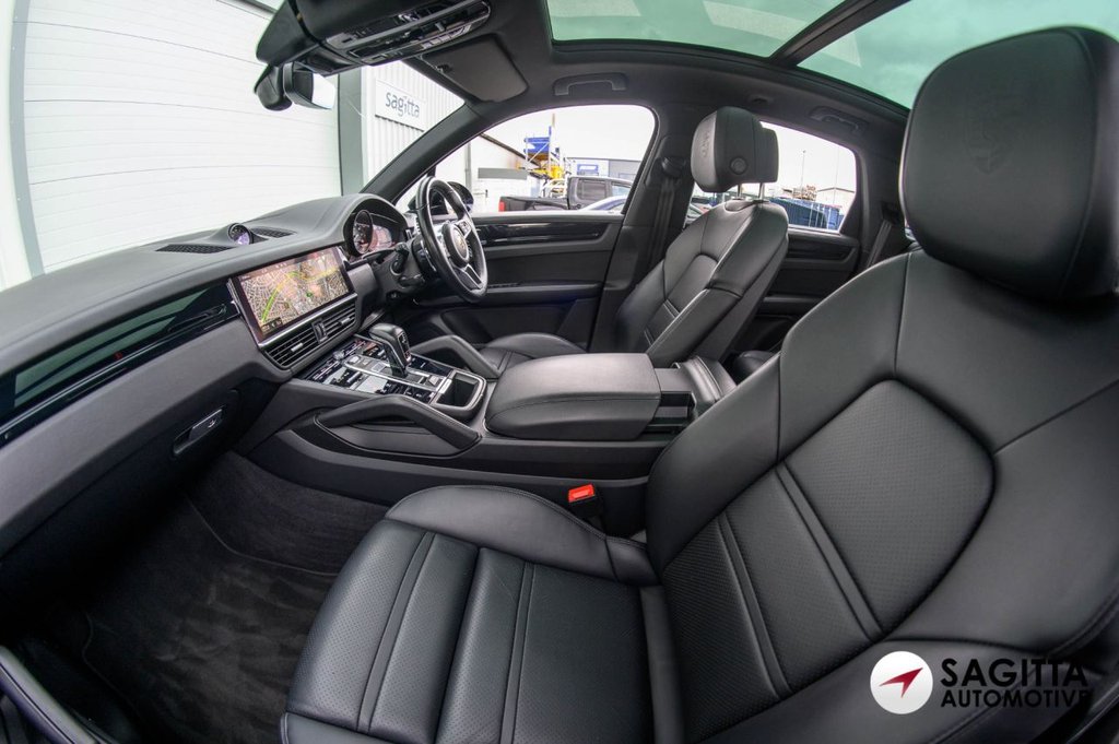 Used Porsche Cayenne 2021 for sale - 76454036: Photo 34