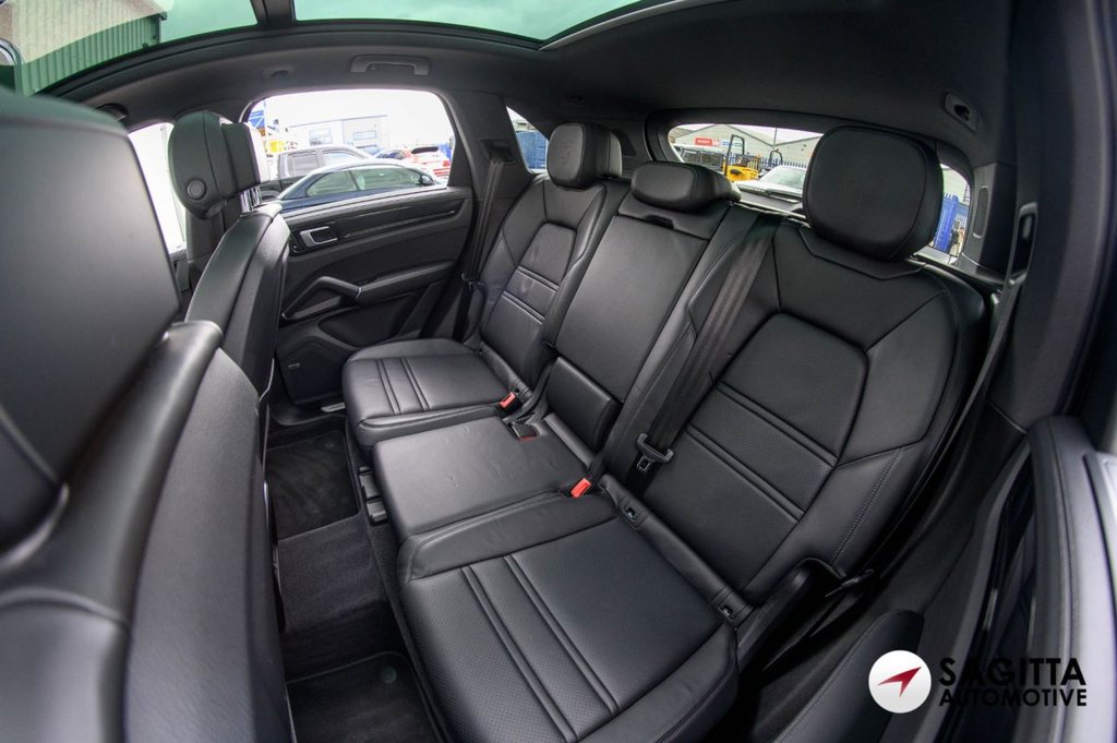 Used Porsche Cayenne 2021 for sale - 76454036: Photo 35