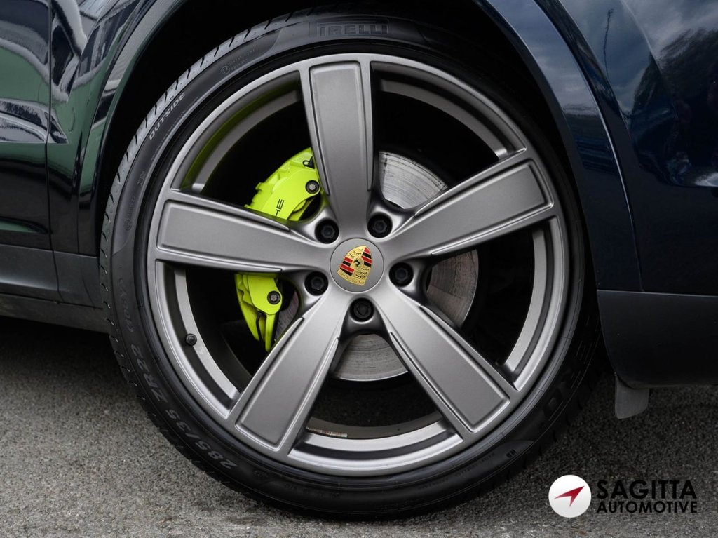 Used Porsche Cayenne 2021 for sale - 76454036: Photo 8