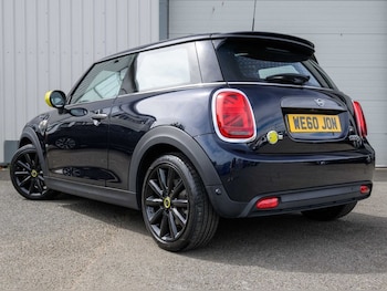 Used MINI Electric Hatch 2021 for sale - 79009151: Photo