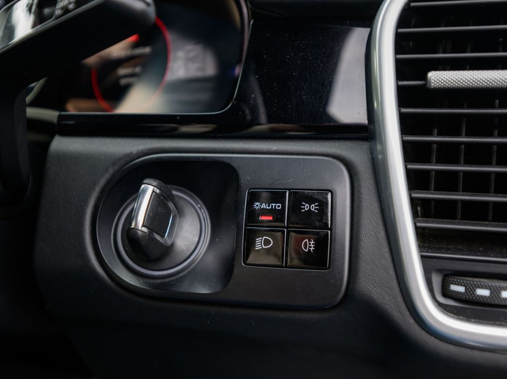 Used Porsche Cayenne 2018 for sale - 76279394: Photo 38