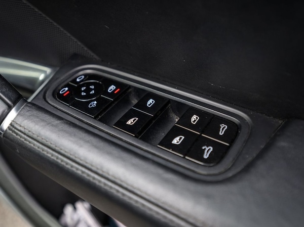 Used Porsche Cayenne 2018 for sale - 76279394: Photo 39