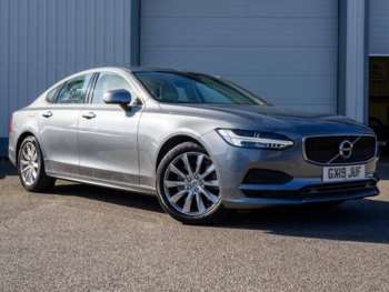 2019 (19) - 2.0 T4 GPF Momentum Saloon 4dr Petrol Auto Euro 6 (s/s) (190 ps)