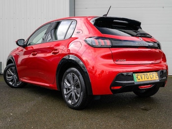 Used Peugeot 208 2020 for sale - 77733948: Photo