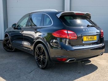 Used Porsche Cayenne 2014 for sale - 79166667: Photo