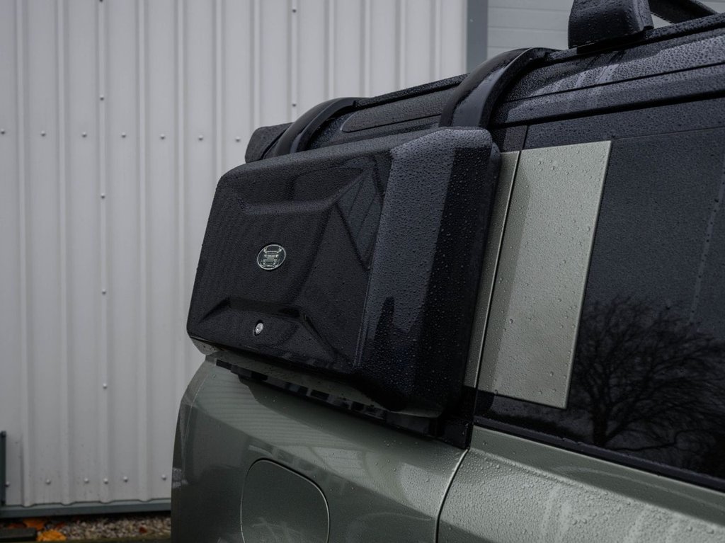 Used Land Rover Defender 2020 for sale - 76768797: Photo 11