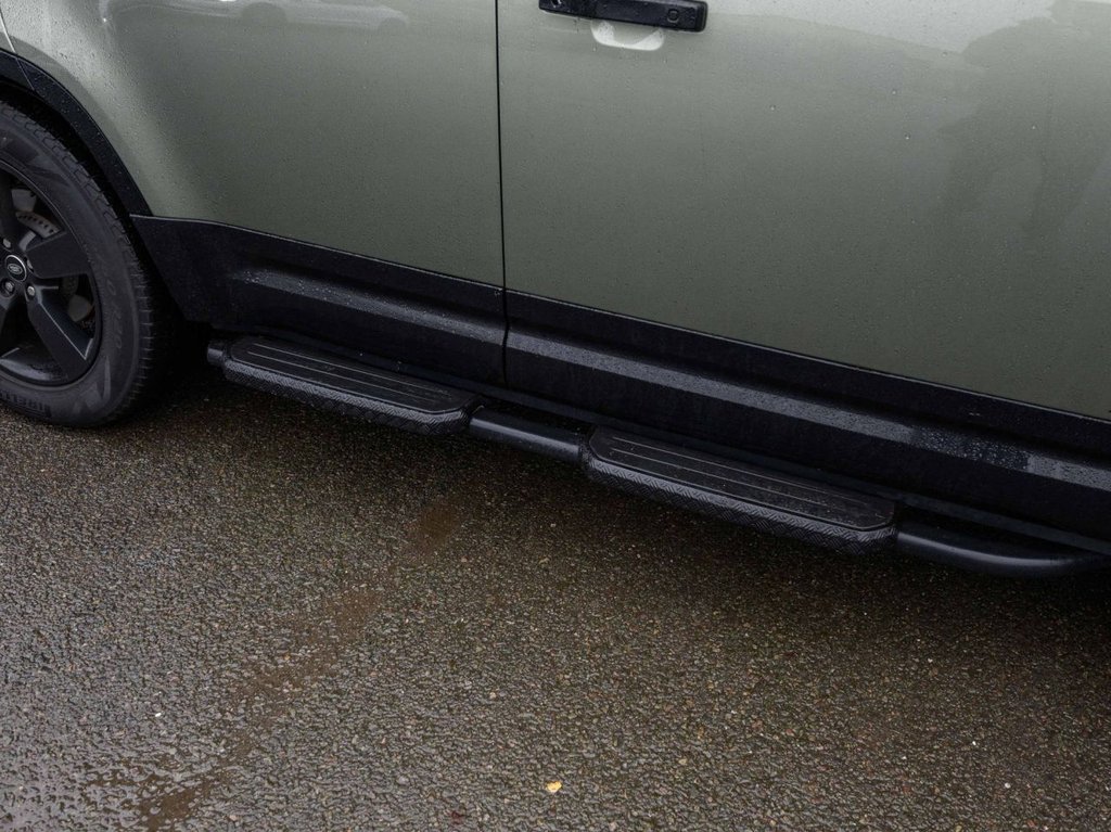 Used Land Rover Defender 2020 for sale - 76768797: Photo 13