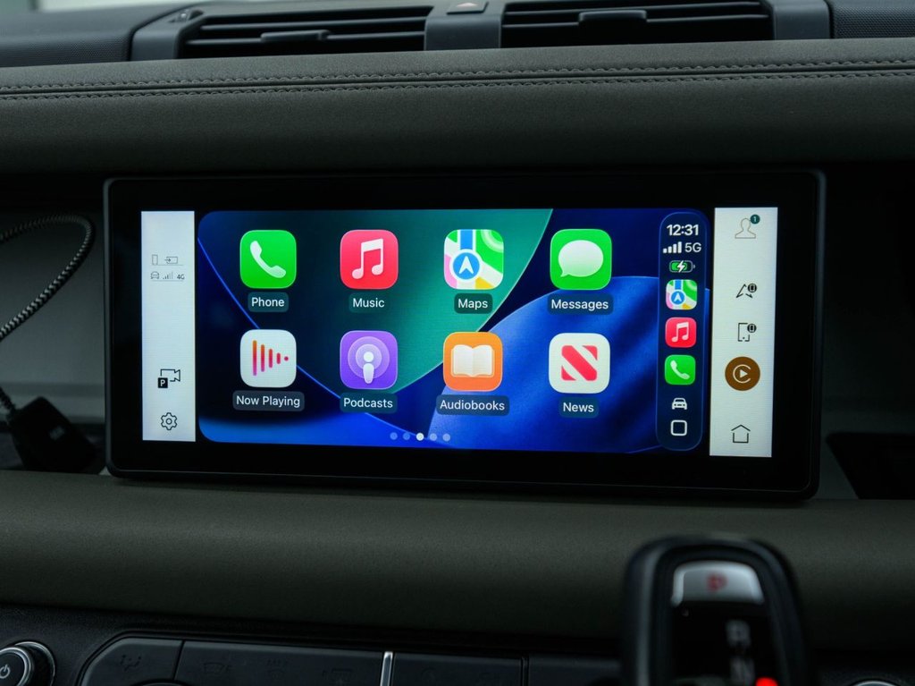 Used Land Rover Defender 2020 for sale - 76768797: Photo 15