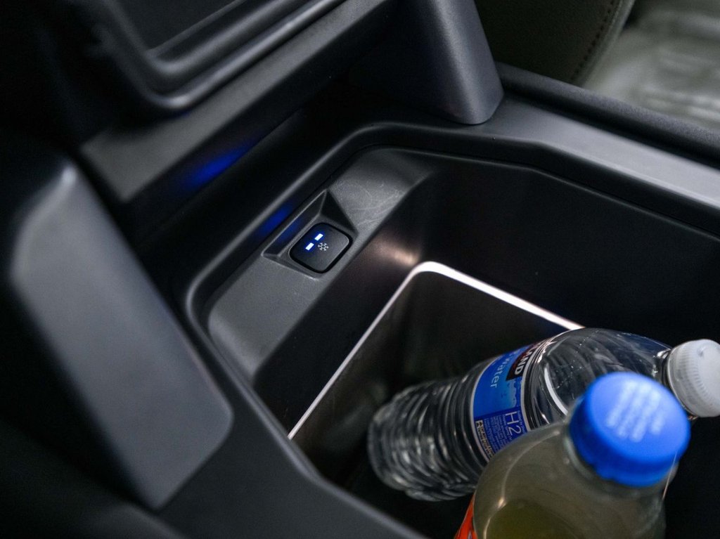 Used Land Rover Defender 2020 for sale - 76768797: Photo 22