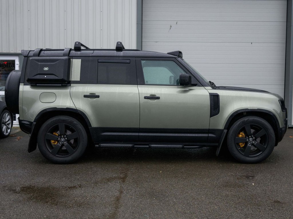 Used Land Rover Defender 2020 for sale - 76768797: Photo 5