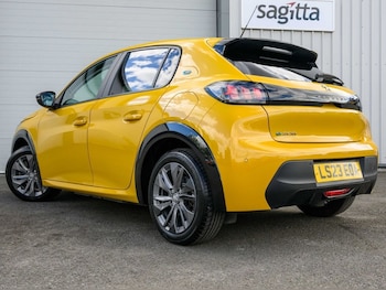 Used Peugeot E-208 2023 for sale - 78619072: Photo