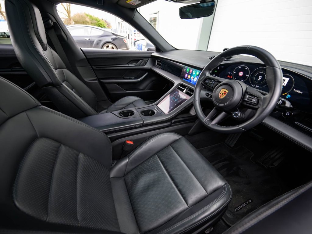 Used Porsche Taycan 2022 for sale - 77806922: Photo 11