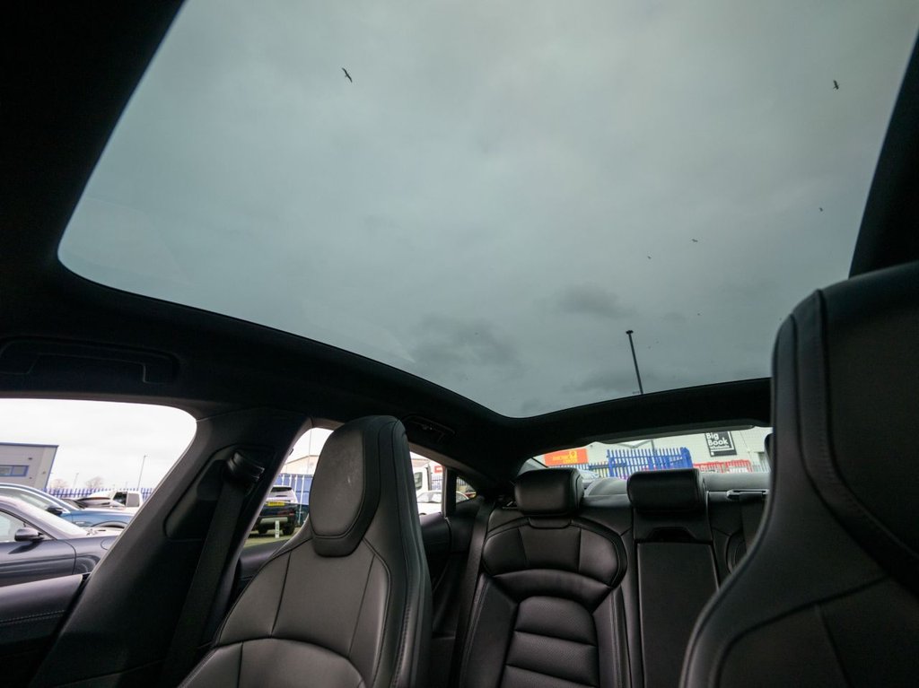 Used Porsche Taycan 2022 for sale - 77806922: Photo 20