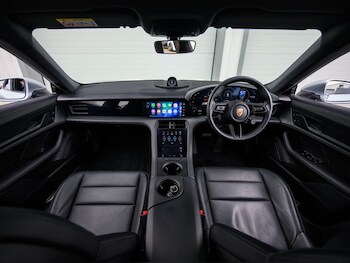 Used Porsche Taycan 2022 for sale - 77806922: Photo