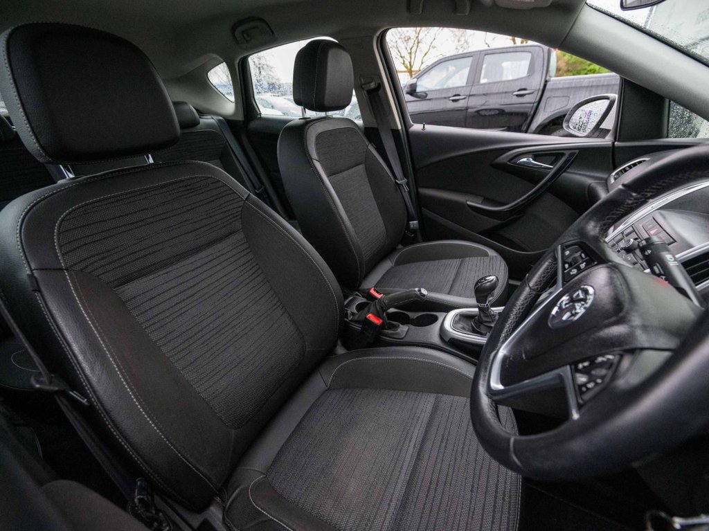 Used Vauxhall Astra 2015 for sale - 77250128: Photo 11