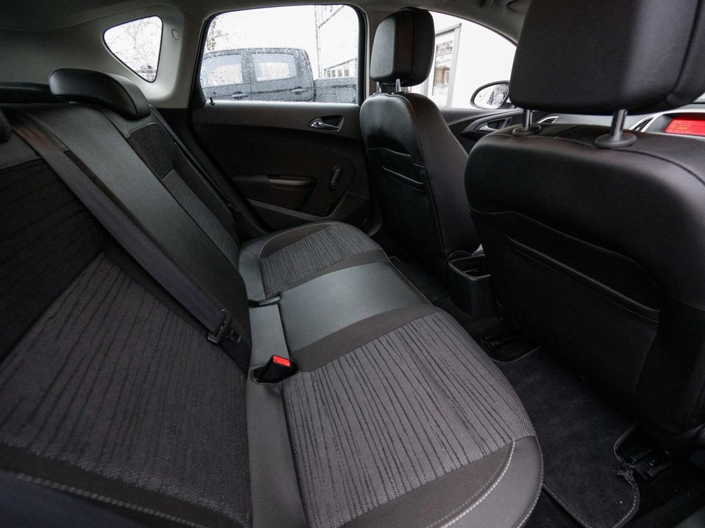 Used Vauxhall Astra 2015 for sale - 77250128: Photo 12