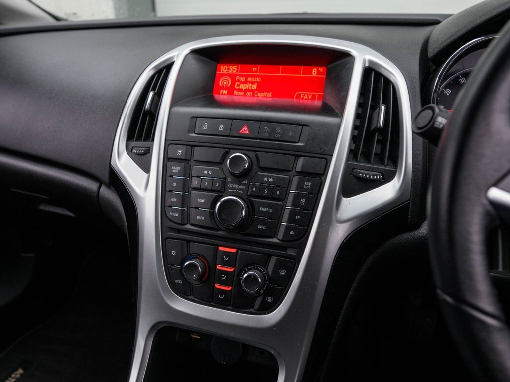 Used Vauxhall Astra 2015 for sale - 77250128: Photo 23