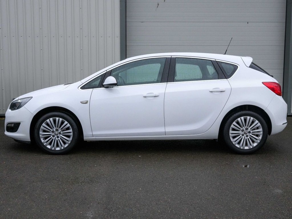 Used Vauxhall Astra 2015 for sale - 77250128: Photo 6
