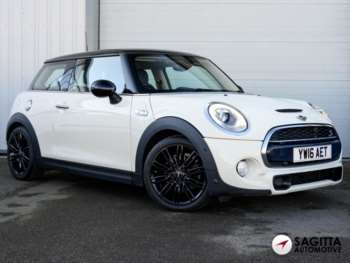 5 089 Used MINI Cars for sale at MOTORS