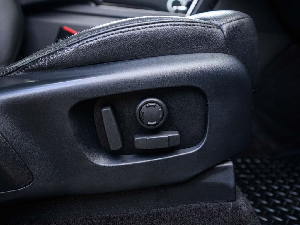 Used Land Rover Discovery 2020 for sale - 76454719: Photo 35