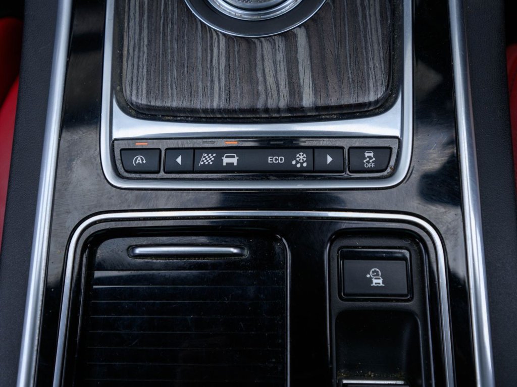 Used Jaguar XF 2016 for sale - 76106204: Photo 30