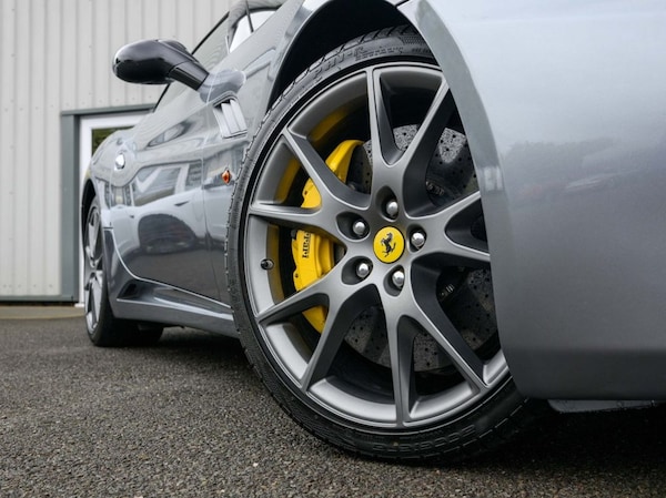 Used Ferrari California 2009 for sale - 76185208: Photo 12
