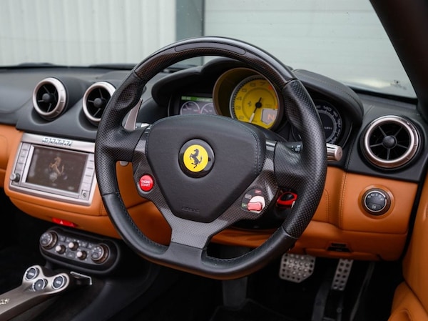 Used Ferrari California 2009 for sale - 76185208: Photo 35
