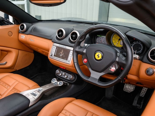 Used Ferrari California 2009 for sale - 76185208: Photo 37
