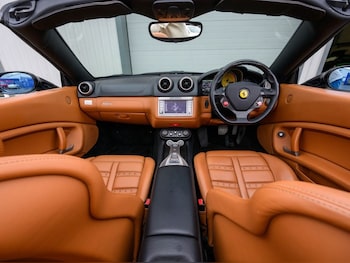 Used Ferrari California 2009 for sale - 76185208: Photo
