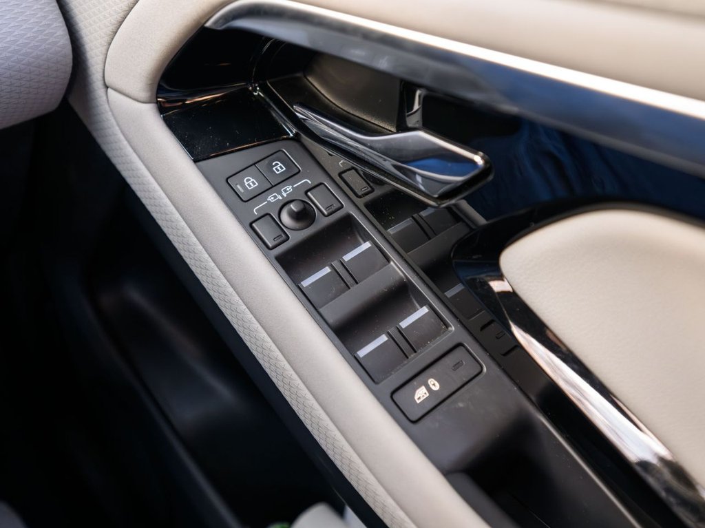Used Land Rover Range Rover Evoque 2023 for sale - 77920025: Photo 28