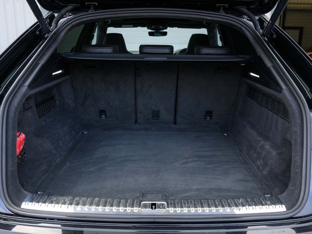 Used Audi Q8 2022 for sale - 77327930: Photo 10