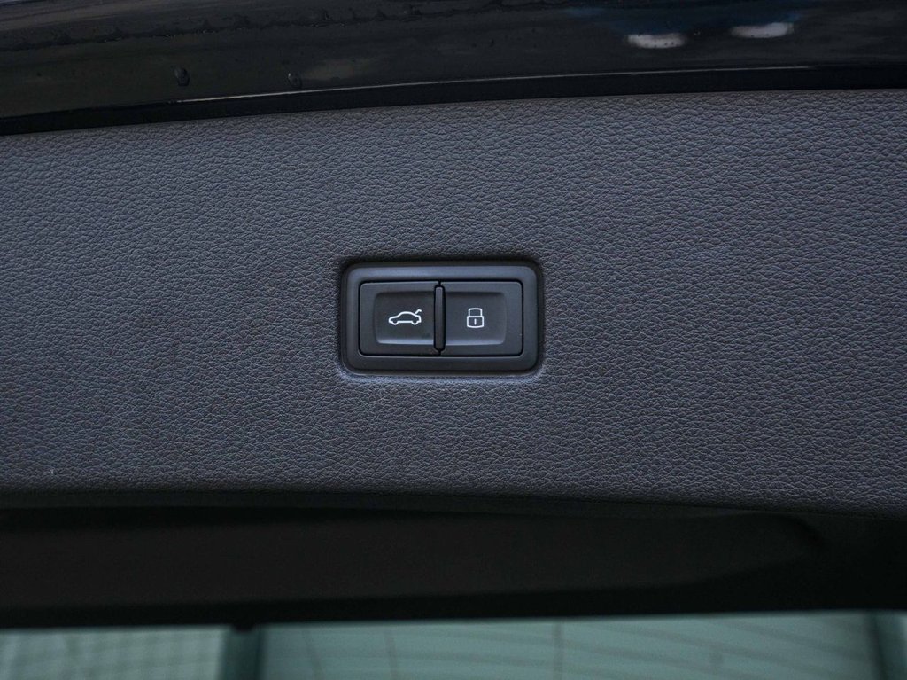 Used Audi Q8 2022 for sale - 77327930: Photo 11