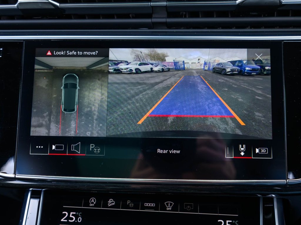 Used Audi Q8 2022 for sale - 77327930: Photo 30