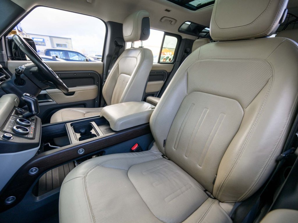 Used Land Rover Defender 2020 for sale - 76618025: Photo 24