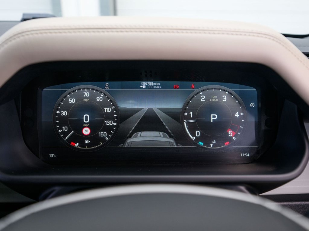 Used Land Rover Defender 2020 for sale - 76618025: Photo 35