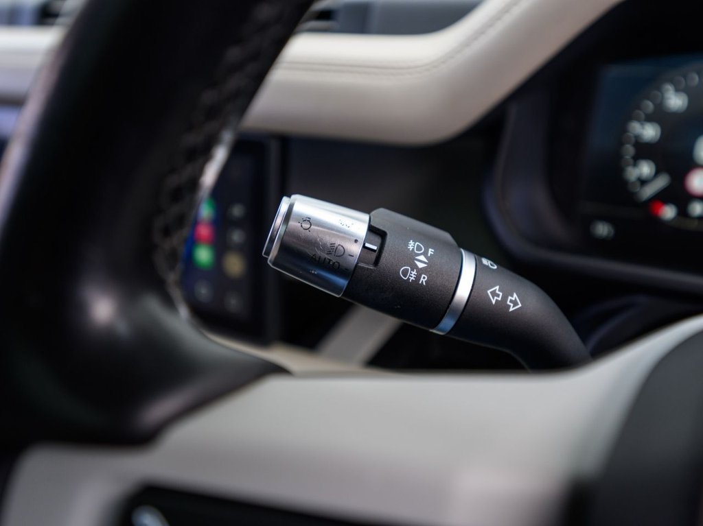 Used Land Rover Defender 2020 for sale - 76618025: Photo 44