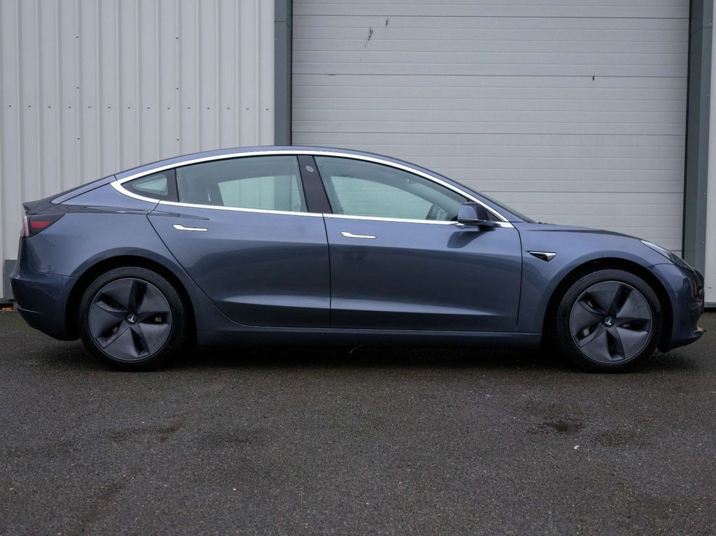 Used Tesla Model 3 2020 for sale - 76768527: Photo 5