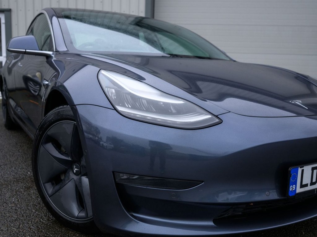 Used Tesla Model 3 2020 for sale - 76768527: Photo 8