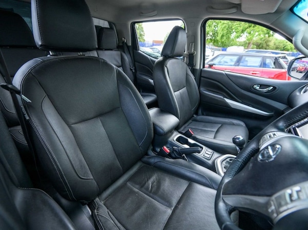 Used Nissan Navara 2018 for sale - 75548689: Photo 13