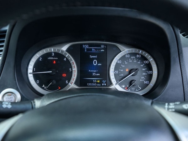 Used Nissan Navara 2018 for sale - 75548689: Photo 26