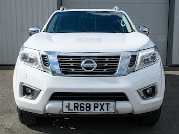 Used Nissan Navara 2018 for sale - 75548689: Photo