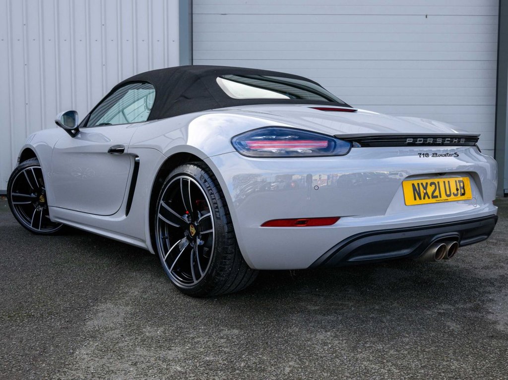 Used Porsche Boxster 2021 for sale - 77328082: Photo 10