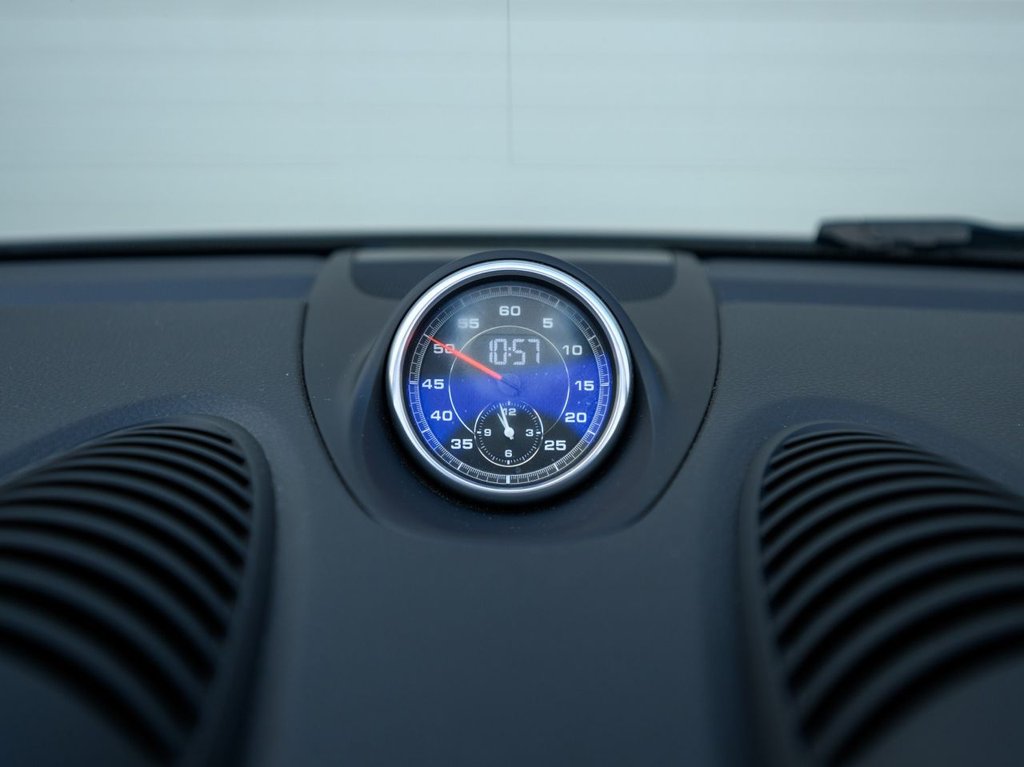 Used Porsche Boxster 2021 for sale - 77328082: Photo 30