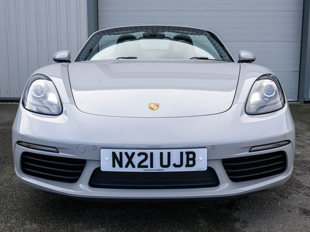 Used Porsche Boxster 2021 for sale - 77328082: Photo 4