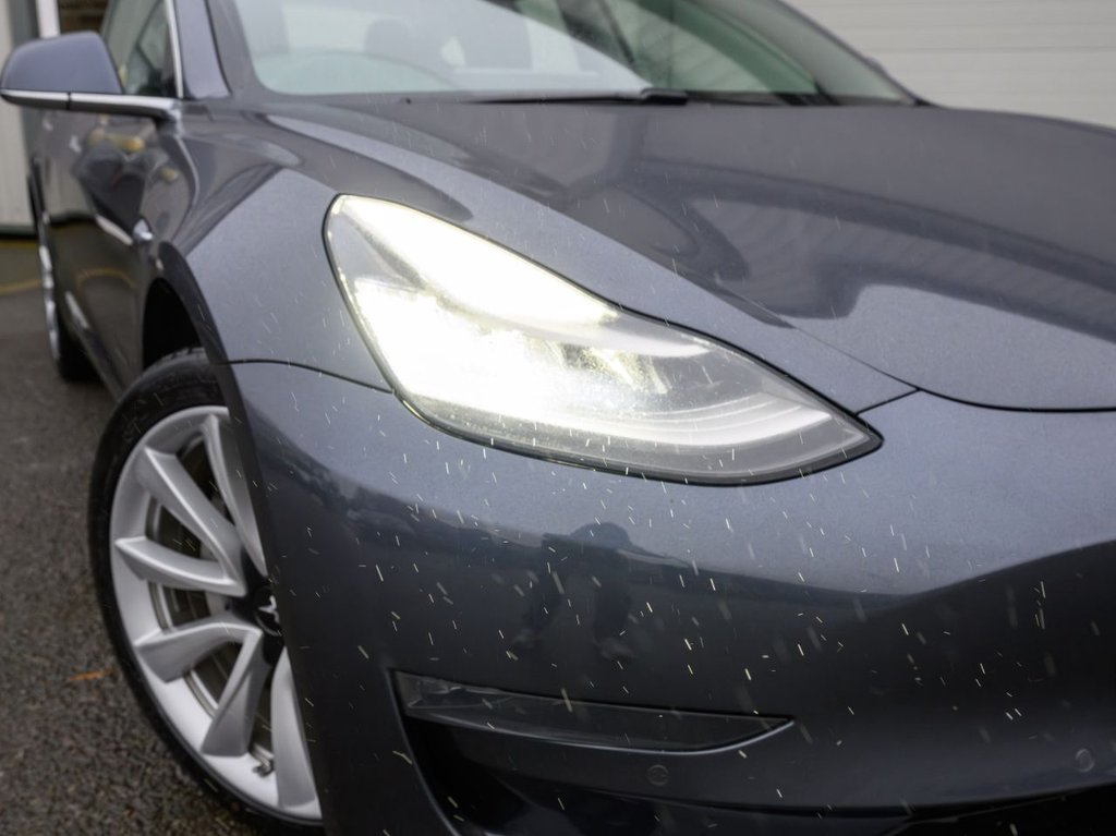 Used Tesla Model 3 2020 for sale - 76590778: Photo 8