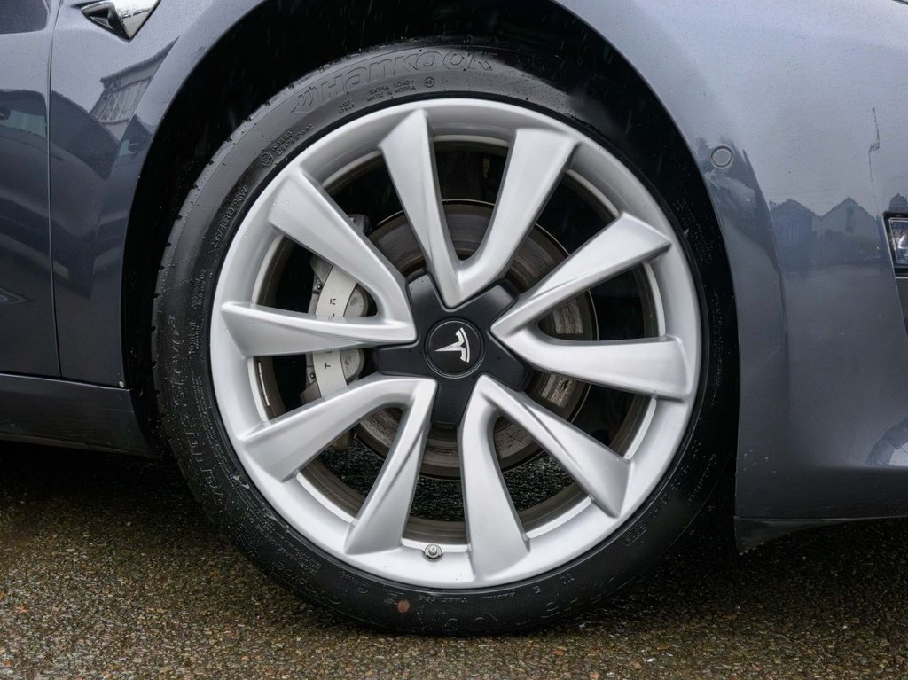 Used Tesla Model 3 2020 for sale - 76590778: Photo 9