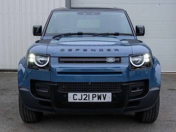Used Land Rover Defender 2021 for sale - 76080584: Photo