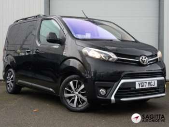 2017 (17) - 2.0D Family Compact MPV 5dr Diesel Auto SWB Euro 6 (s/s) (8 Seat) (180 ps)