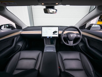 Used Tesla Model 3 2021 for sale - 78227985: Photo